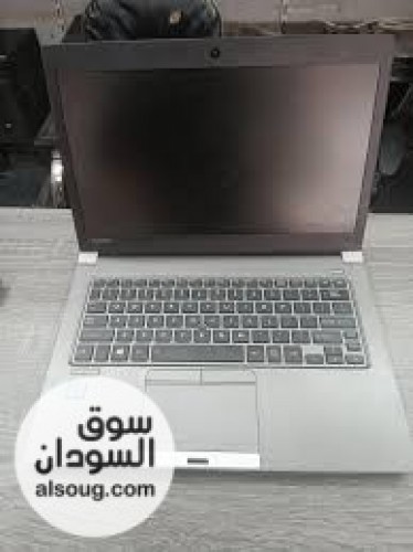 لابتوب توشيبا ماركه اسليم شبه جديد - صورة رقم 2