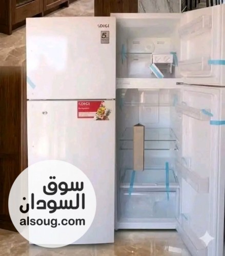 ثلاجة دي جي 10قدم 

10قدم بابين ✅

ضمان 5سنة من الجي✅

السعر 2950✅