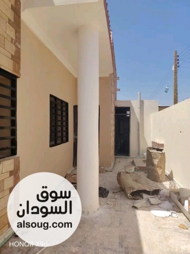 مبنى جميل ومميز اعمدة للبيع - صورة رقم 5