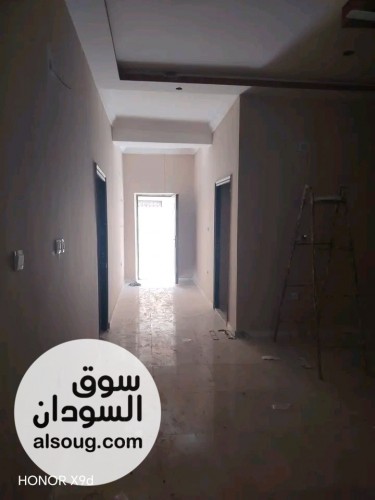 مبنى جميل ومميز اعمدة للبيع - صورة رقم 4