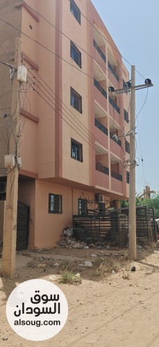 مبنى مميز وجميل للبيع بالكامل - صورة رقم 2