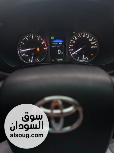 للبيع هايلوكس 2021 دبل عالي قير عادي بصمه جوه وبره ترخيص جديد مكنه - صورة رقم 3