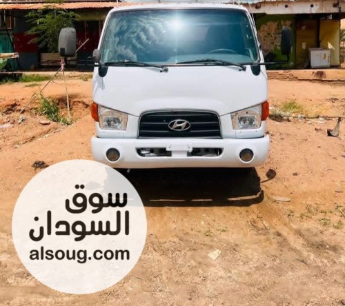 للبيع دفار هونداي 2011