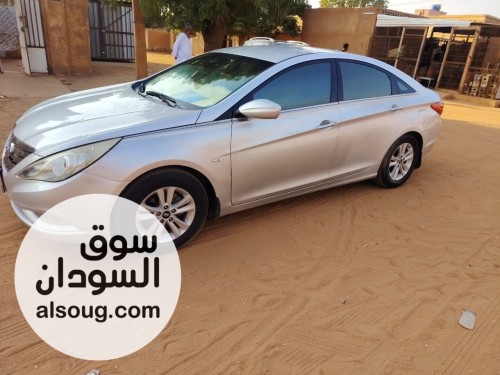 هونداي سوناتا 2011--عربيه شاذه ونضيفه -ترخيص ش.ك -اتوماتيك-ماشه 188 ال - صورة رقم 4