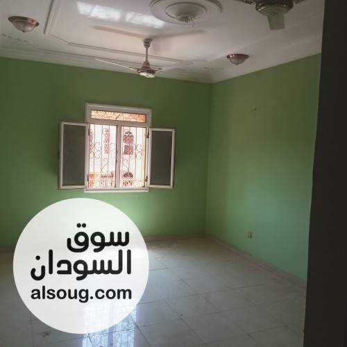 شقه للايجارفاضيه في الرياض الثوره ارضيه - صورة رقم 2
