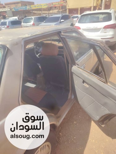 للبيع نيسان بلوبيرد موديل 84 كربريتر قير عادي - صورة رقم 10
