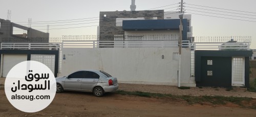 فيلا جميلة جدا ومميزه للبيع بكافوري