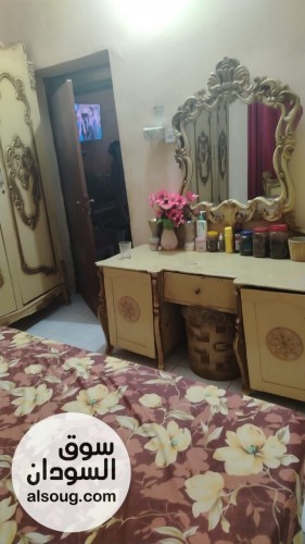بيعه سريعه -غرفه نوم دمياطي -استعمال نضيف -دولاب ٦ ضلف سرير دبل تسري - صورة رقم 6