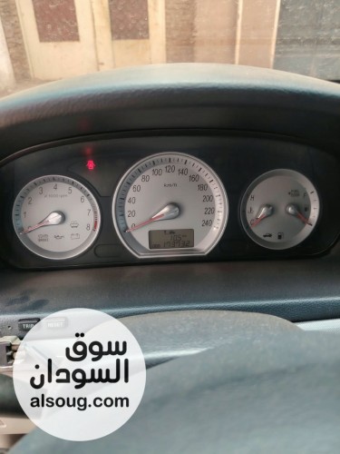 سوناتا هوانداي 2005