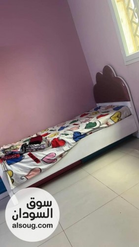 غرفة اطفال مستوردة نظيفة اخت الجديدة