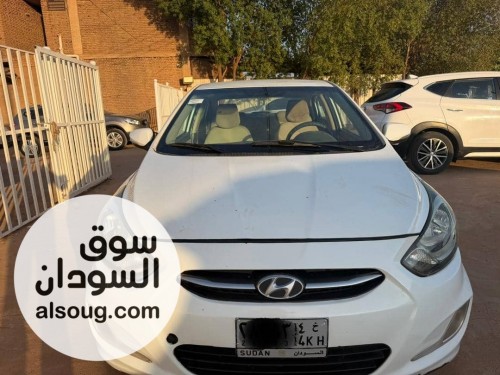 للبيع اكسنت مضلع 2012