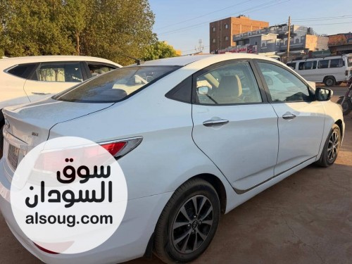 للبيع اكسنت مضلع 2012 - صورة رقم 4