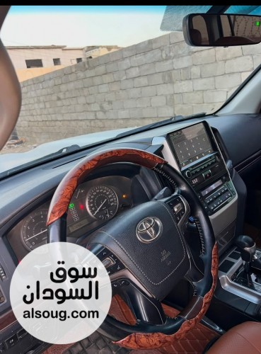 عربية كروزر2017 فطيم اصي - صورة رقم 2